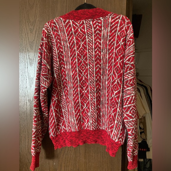 Vintage red pattern sweater - Picture 2 of 5